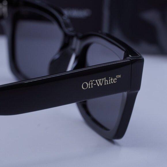 Off-White OERI108 MIDLAND 1307 Square Sunglasses – Black/Dark Grey - Picture 6 of 10